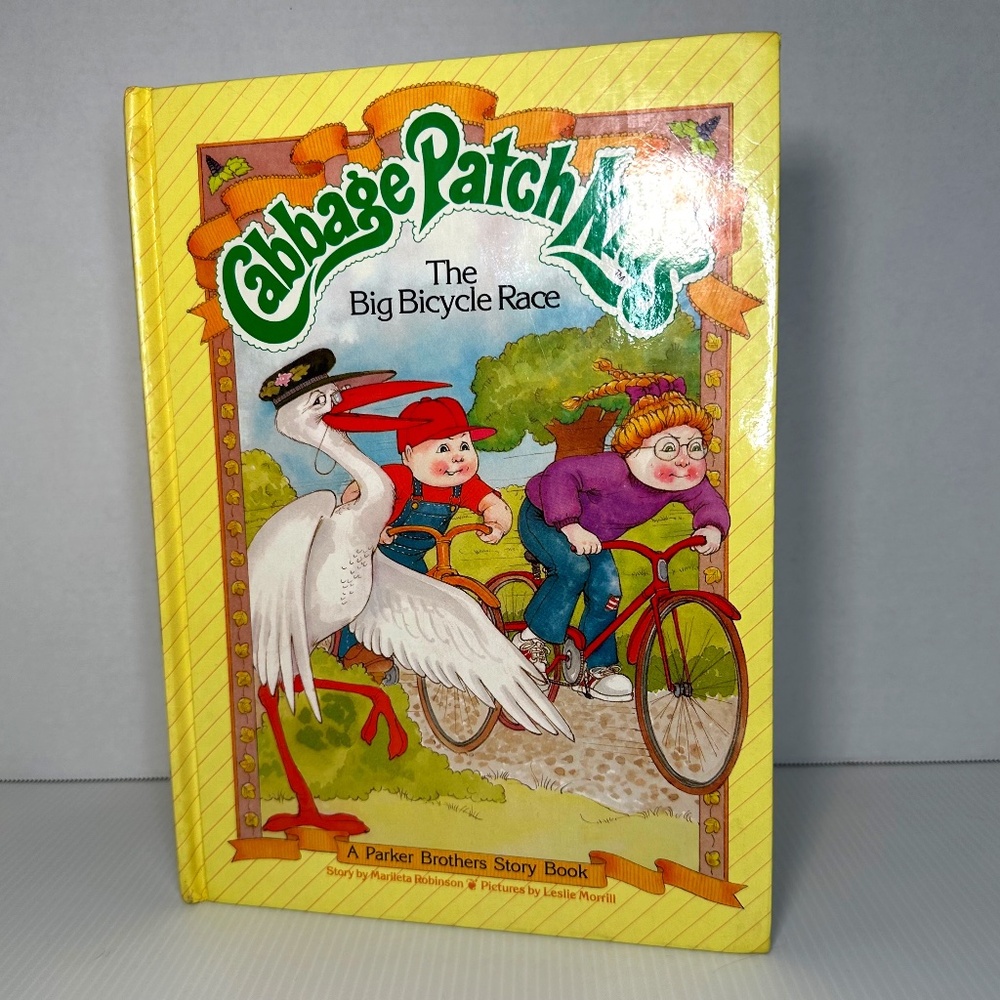 Vintage Cabbage Patch Kids Adventure Story Book The Big Bicycle Race 1984